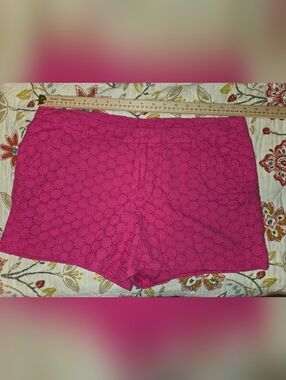 JCPenney JCP bright pink crochet-look shorts women's size 16
